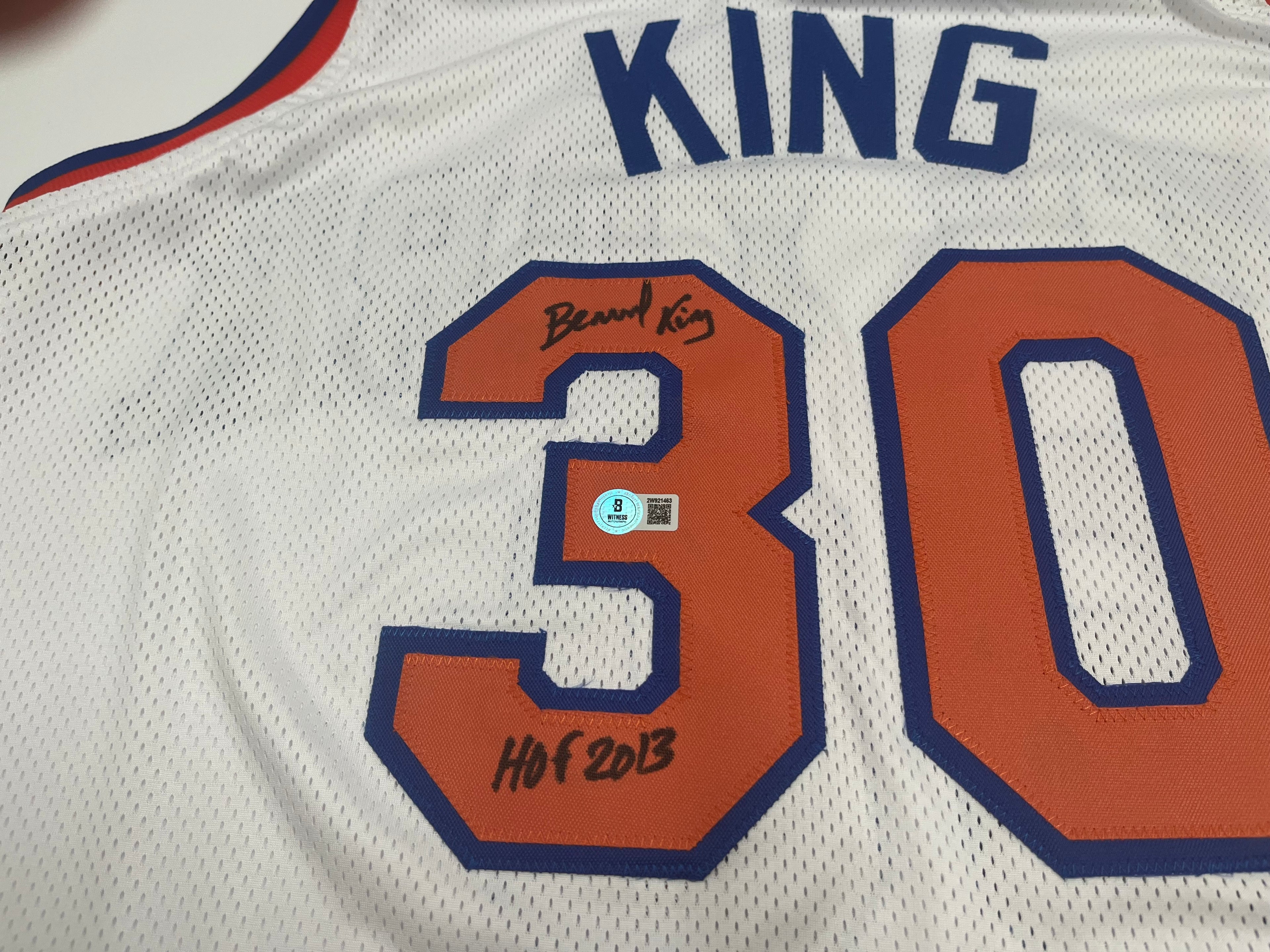 Bernard King Signed Custom Jersey Inscribed "HOF 2013" (Beckett)