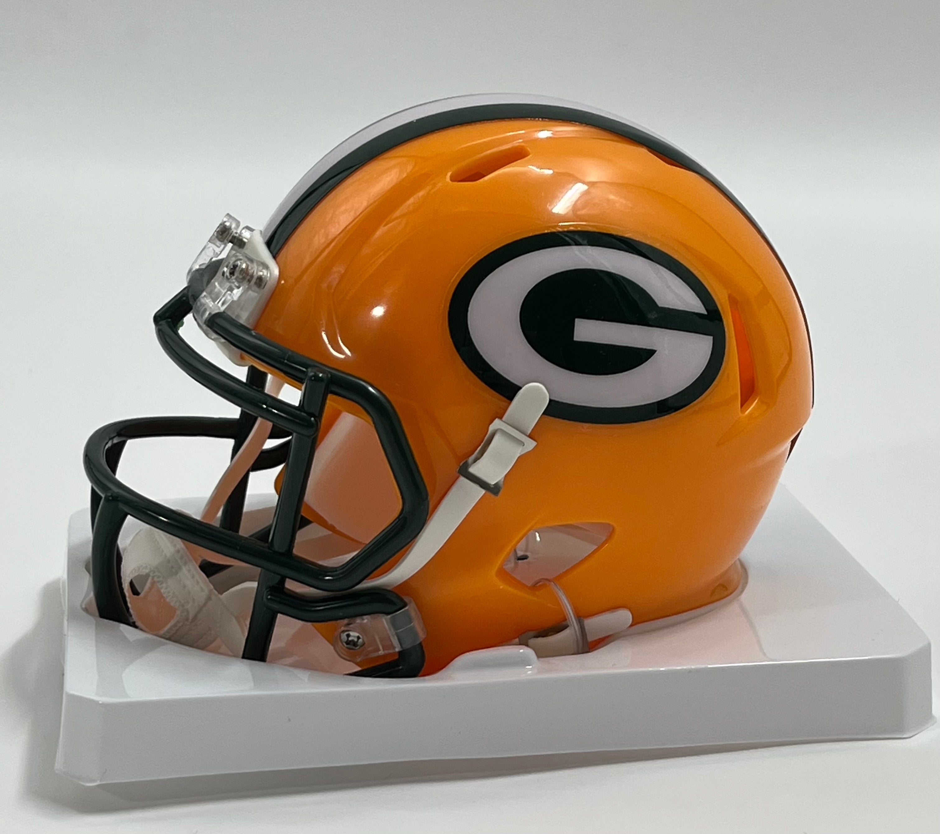 Brett Favre Signed Packers Speed Mini Helmet (Beckett & Favre)