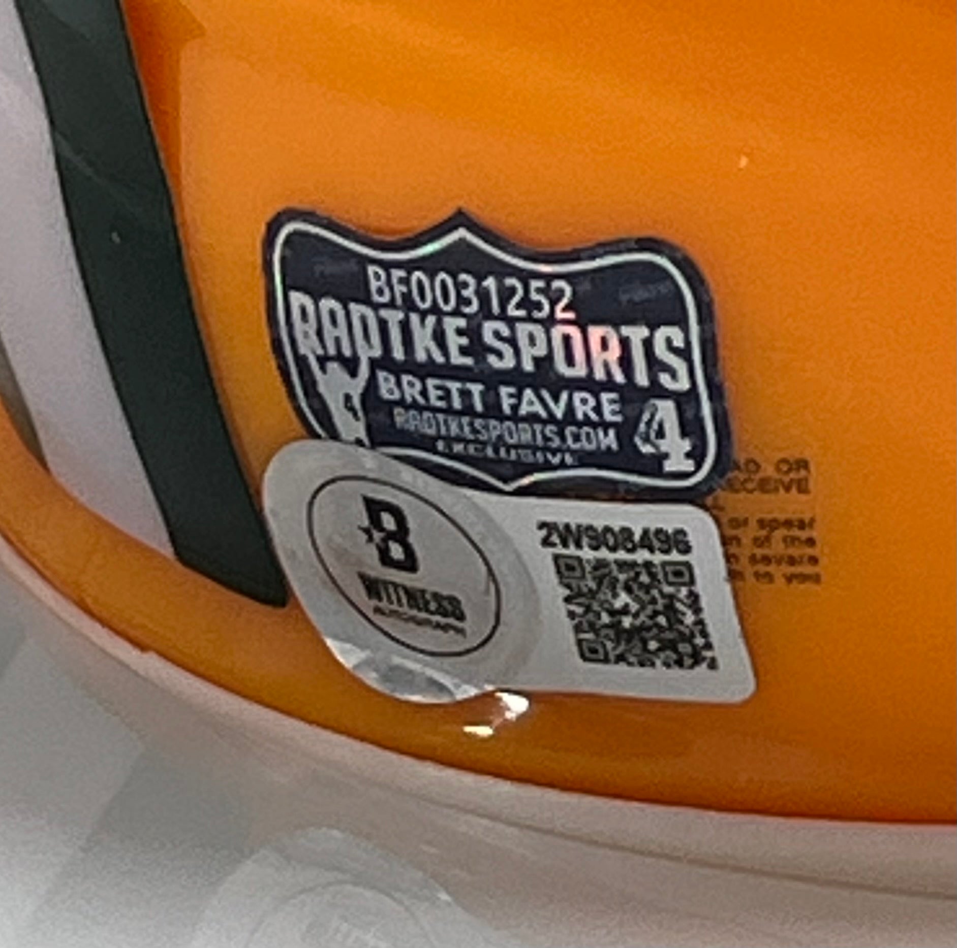 Brett Favre Signed Packers Speed Mini Helmet (Beckett & Favre)