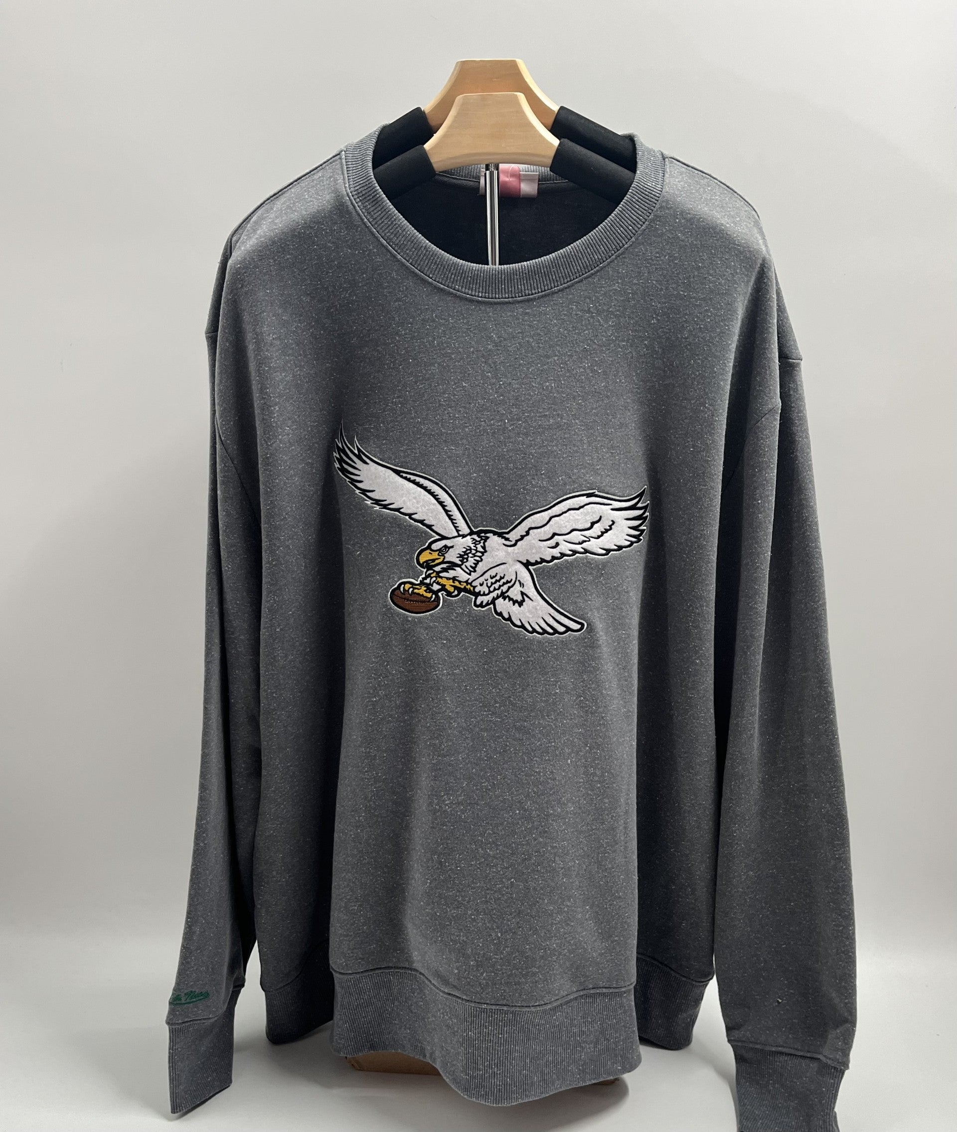 M&N Gray Eagles NFL Snow Washed Fleece Crew Vintage (white) Logo