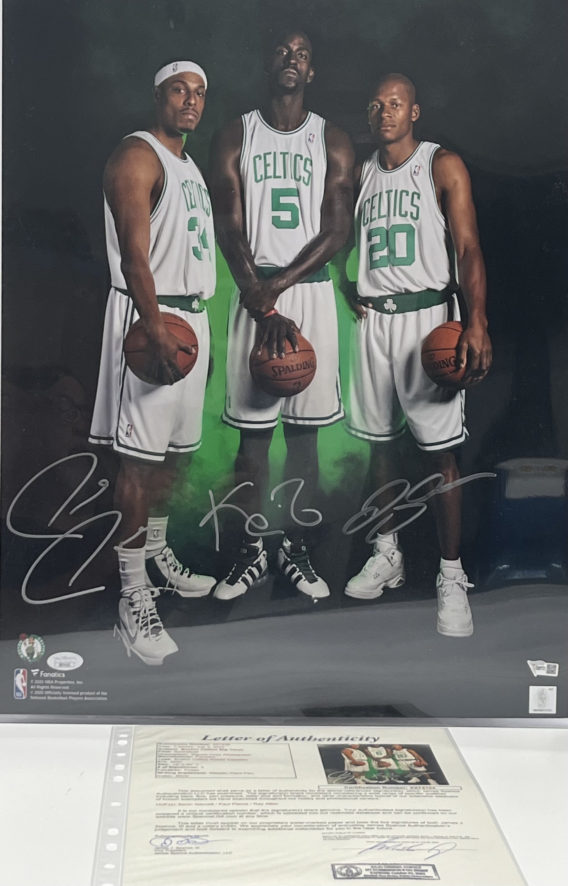 Boston Celtics signed by (3) 16x20 Photo (Fanatics & JSA)