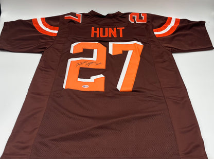 Kareem Hunt Signed Jersey (Beckett)