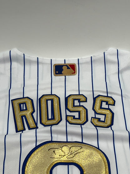 David Ross Signed Cubs Majestic Jersey W/ 2016 World Series Patch (Beckett)