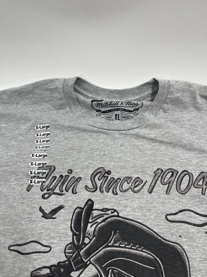 Mitchell &amp; Ness Branded Flying Since Tee (gray)