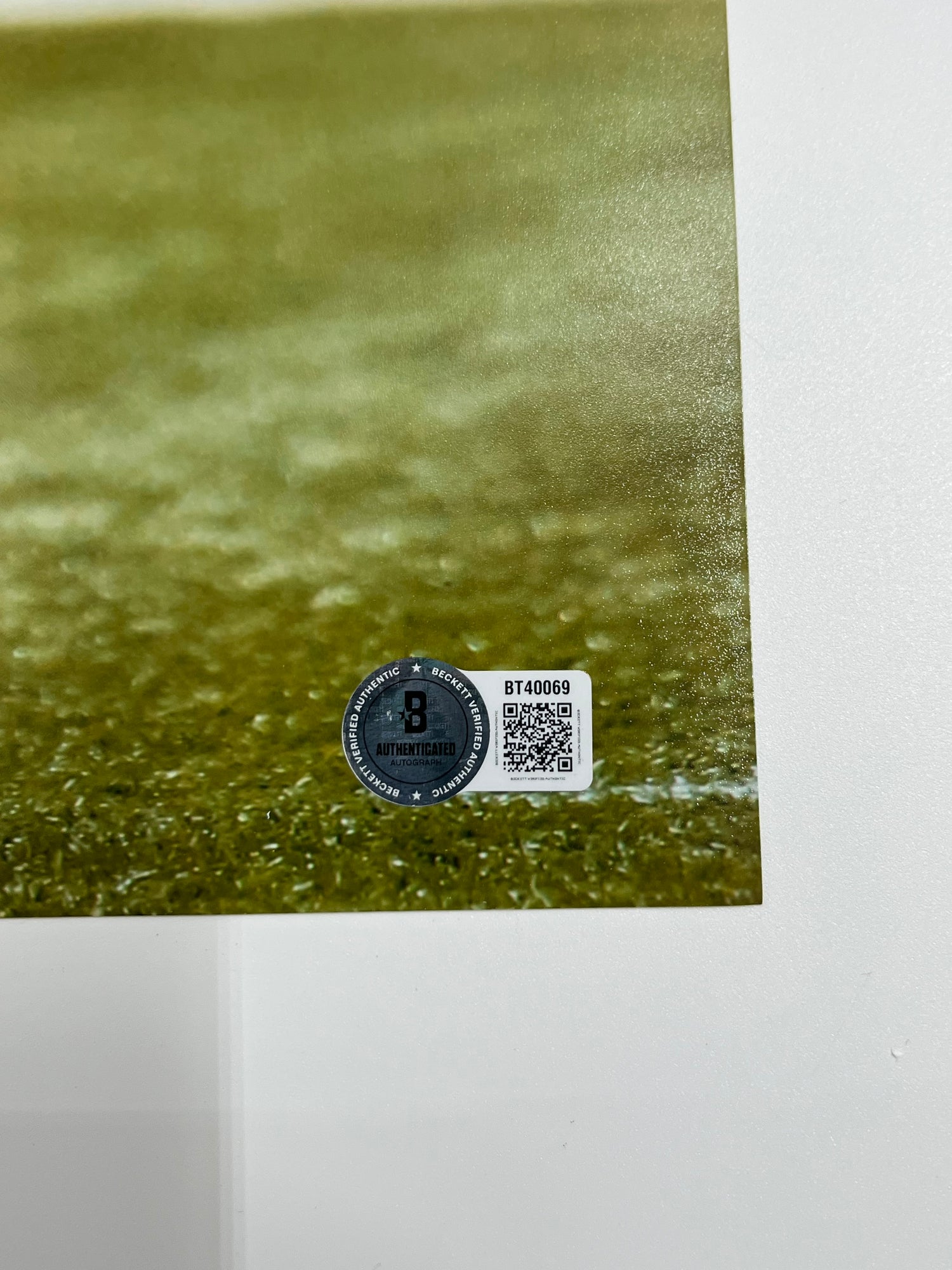 Drew Brees Signed Saints 16x20 Photo (Beckett)