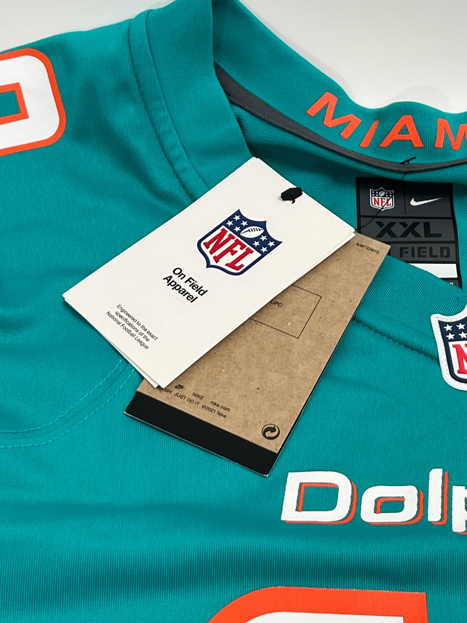 Tyreek Hill Signed Dolphins Nike Authentic Jersey (Beckett)