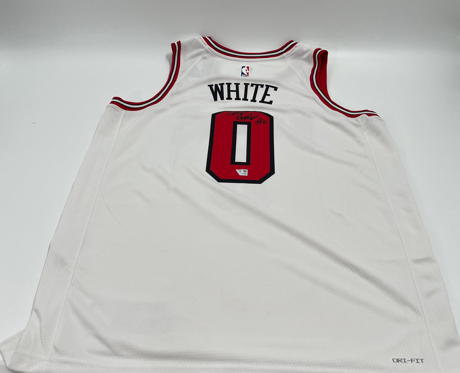 Coby White Signed Bulls Nike Authentic Jersey (Fanatics)