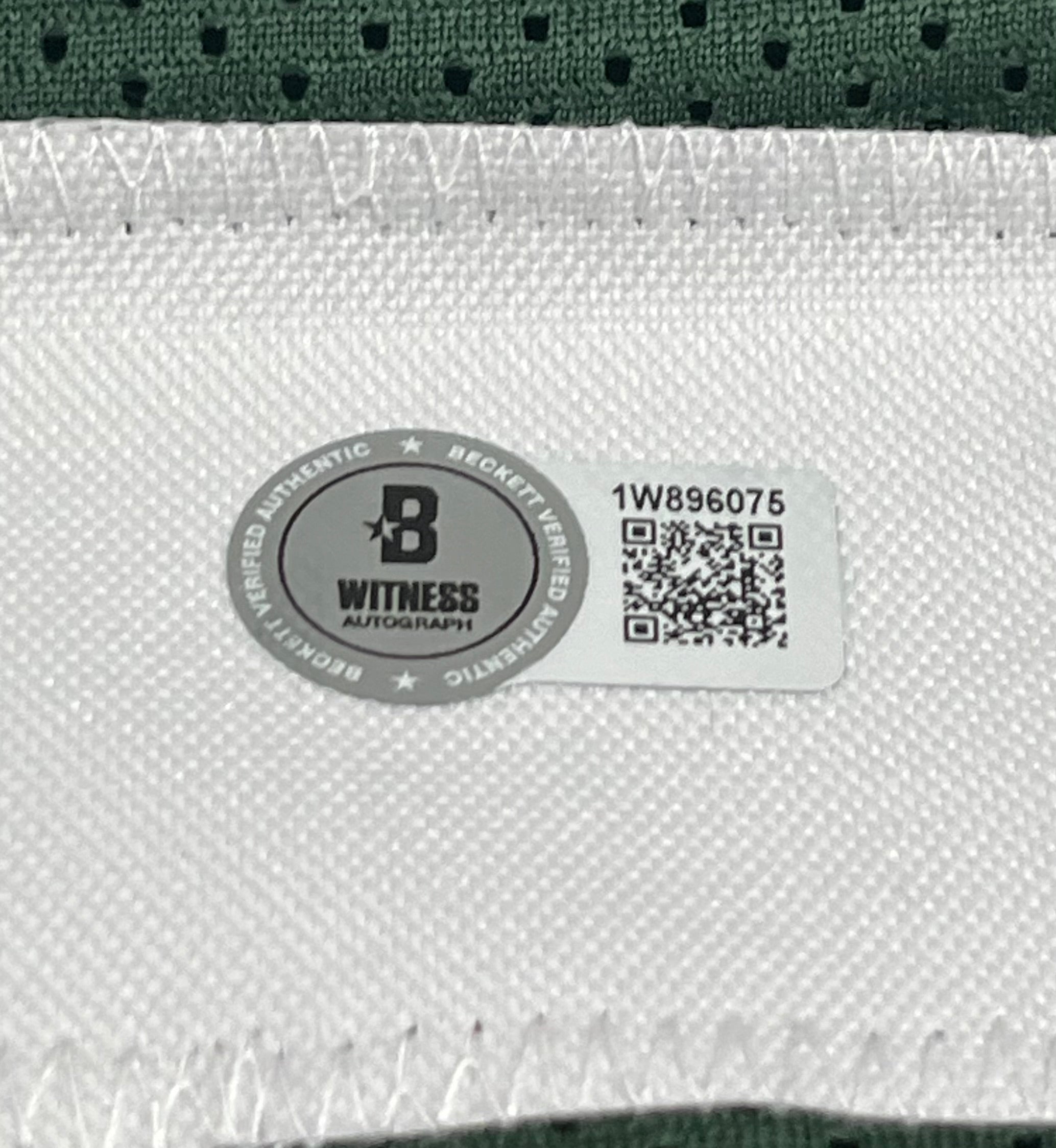 Jordan Love Signed Custom Jersey (Beckett)