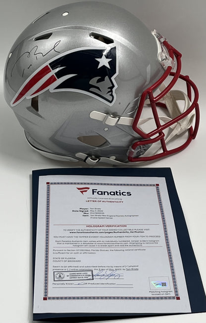 Tom Brady Signed Patriots FS Authentic On-Field Speed Helmet (Fanatics &amp; GOAT)